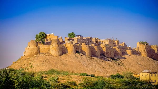 Jaisalmer Golden Fort & Havelis Tour from Jaipur
