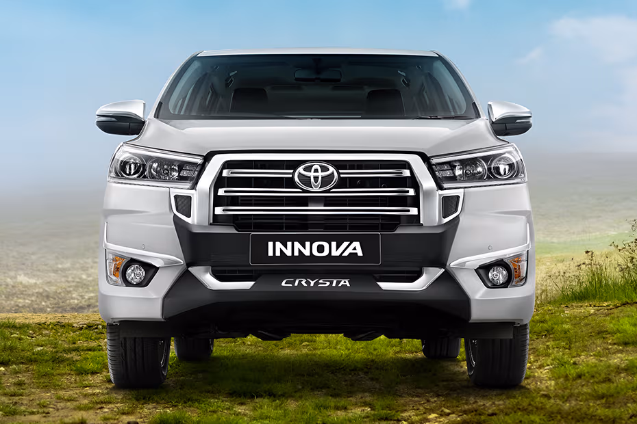 Toyota Innova Crysta thumbnail 2