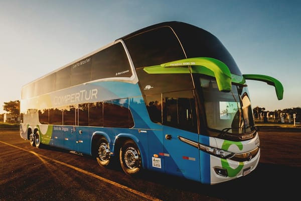 12 Seater Luxury Maharaja Tempo Traveller